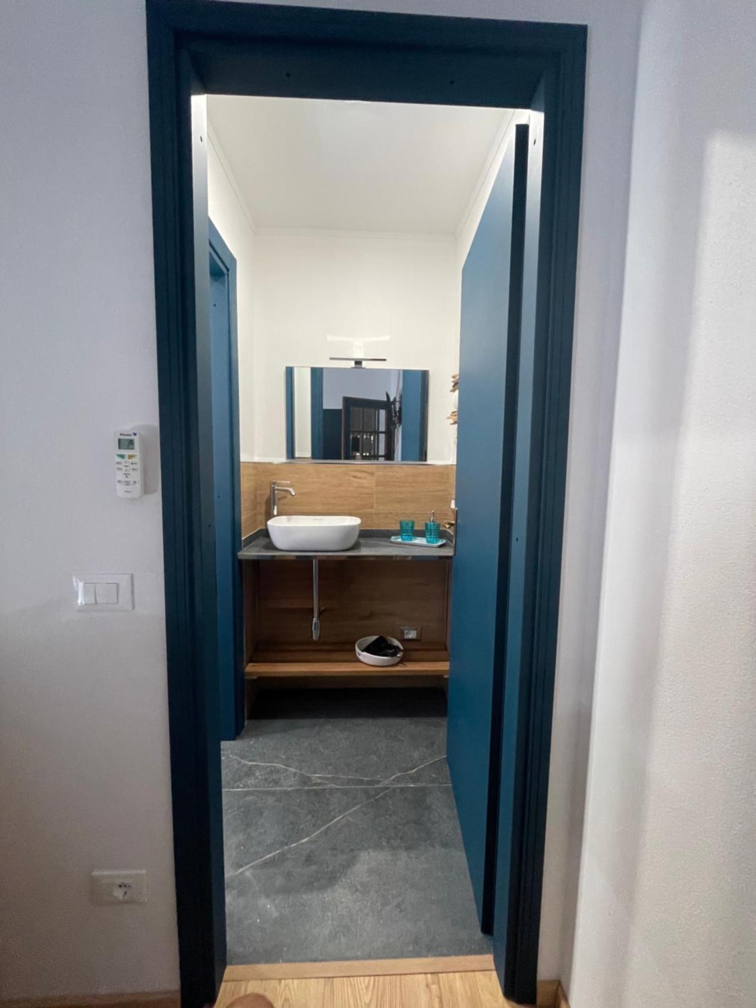 Momi Apartment Chiappa  Bagian luar foto